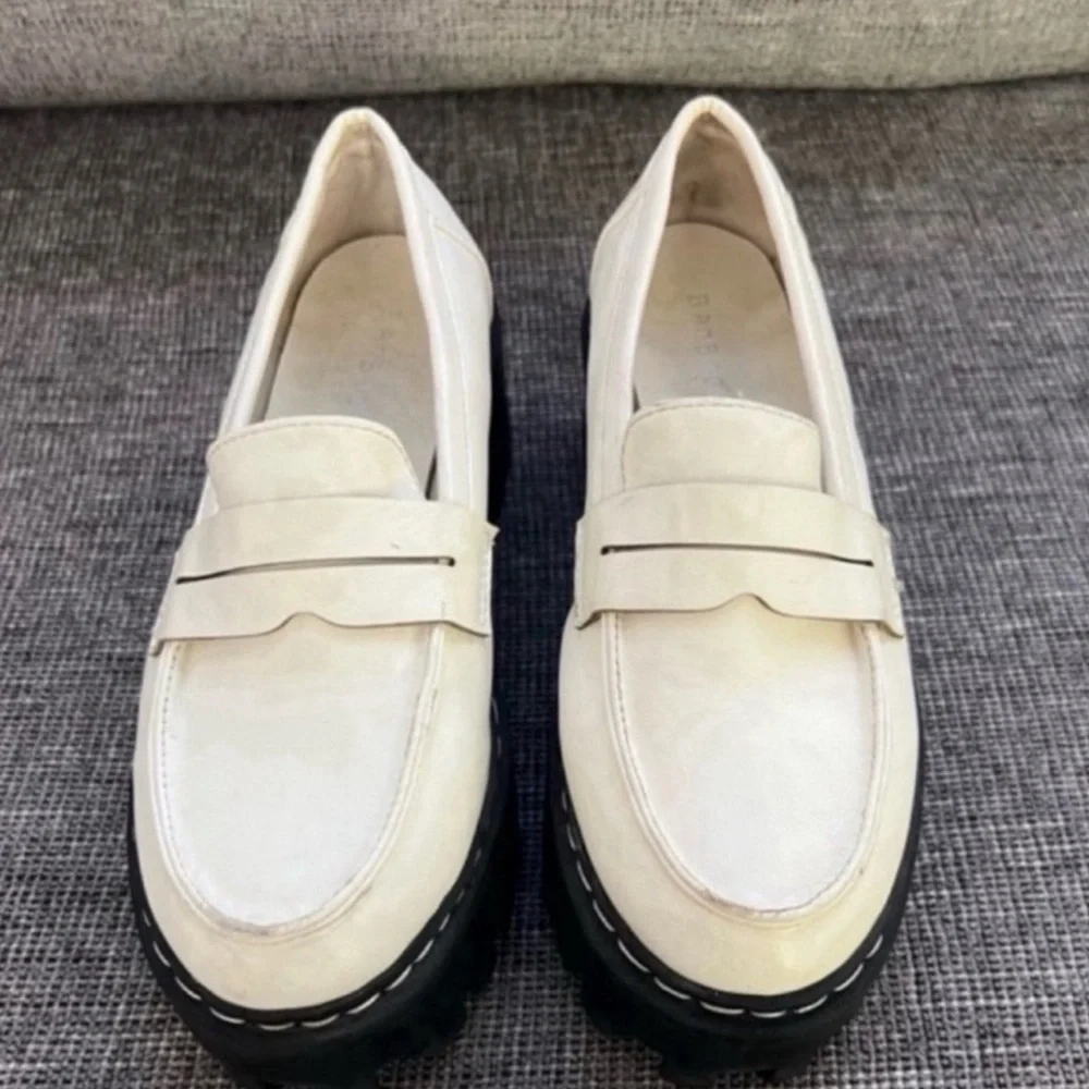 Bamboo Staging White Vegan Leather Platform Loafers 7